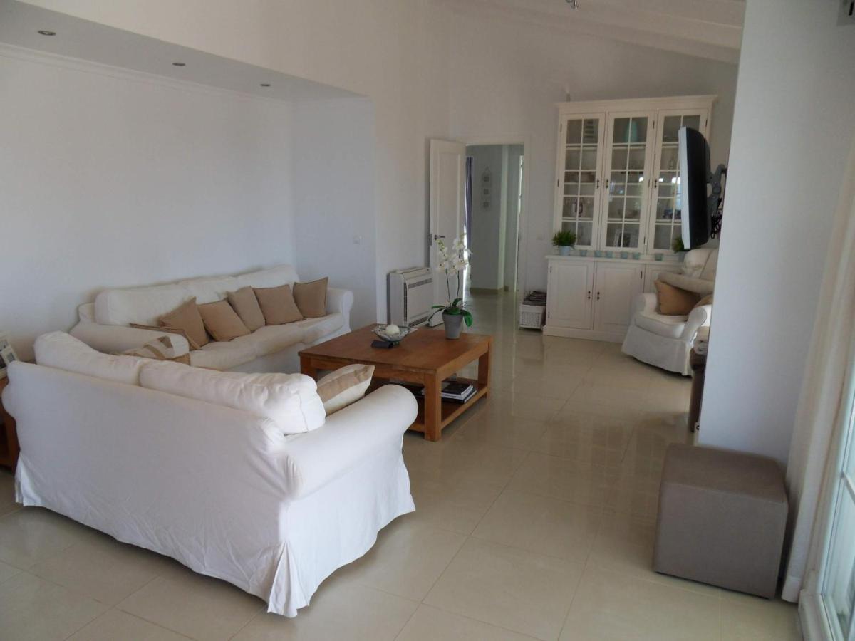 Villa Perla Blanca Sayalonga Buitenkant foto