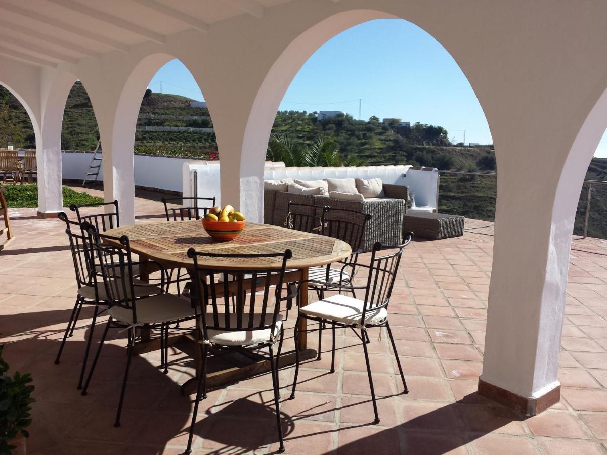 Villa Perla Blanca Sayalonga Buitenkant foto