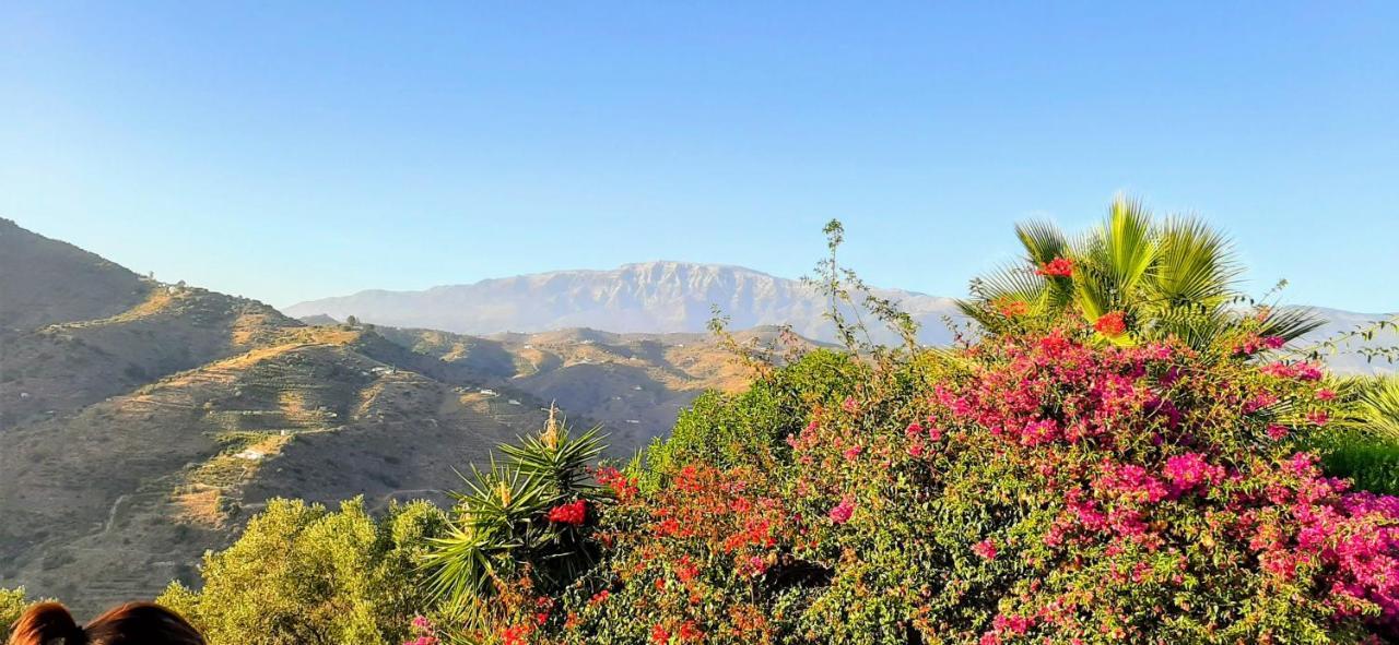 Villa Perla Blanca Sayalonga Buitenkant foto